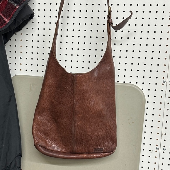 Duluth Trading Co Handbags - Duluth Trading Co Brown Leather Shoulder Bag